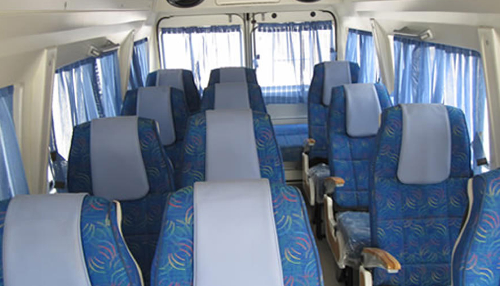 12 Seater Tempo Traveller