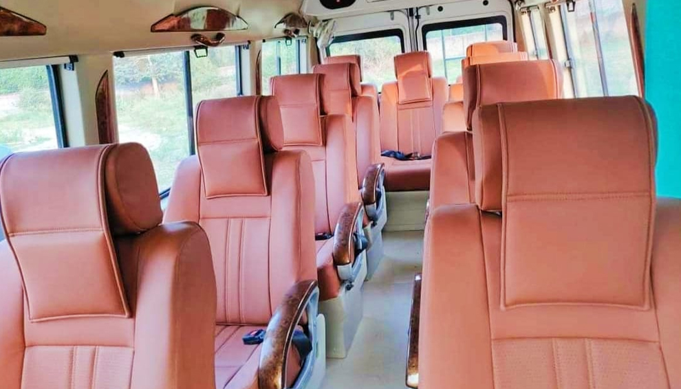 9 Seater Tempo Traveller
