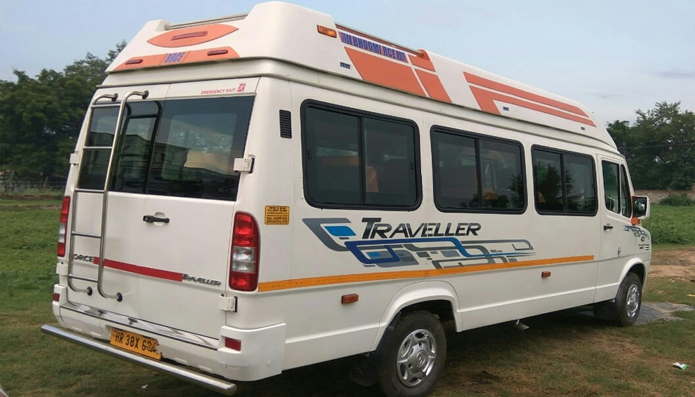 9 Seater Tempo Traveller
